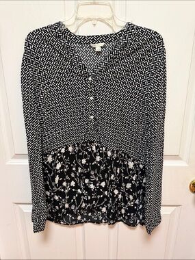Cato Black and White Geometric Print and Floral Blouse, Size L